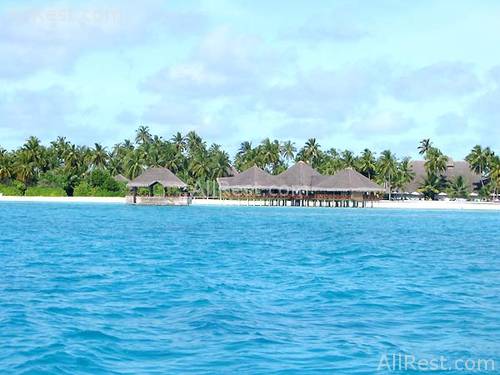 Medhufushi Island Resort 